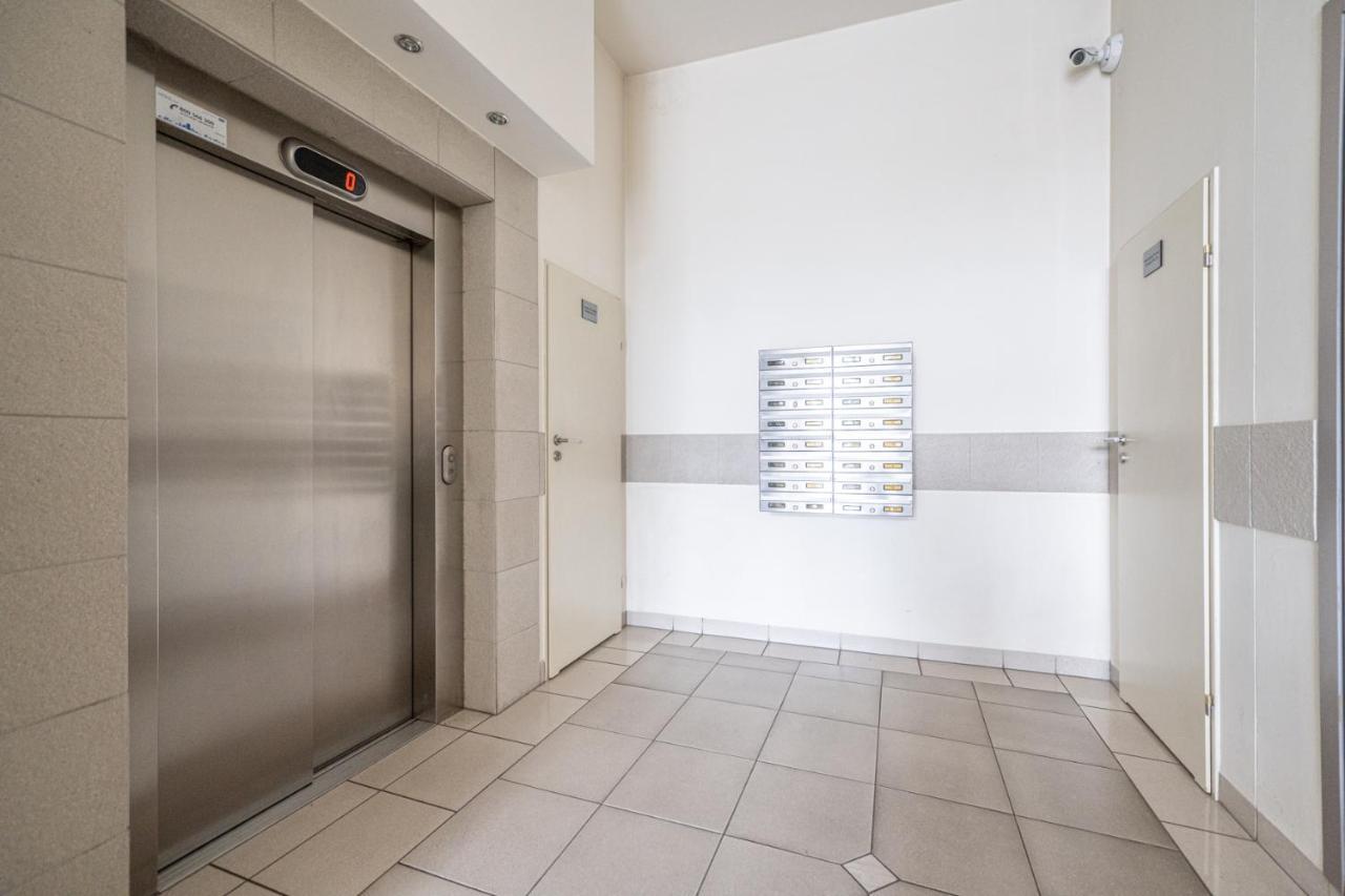Apartament 55M2 - Darmowy Garaz - Klimatyzacja - Centrum - 24Na7 Breslau Exterior foto