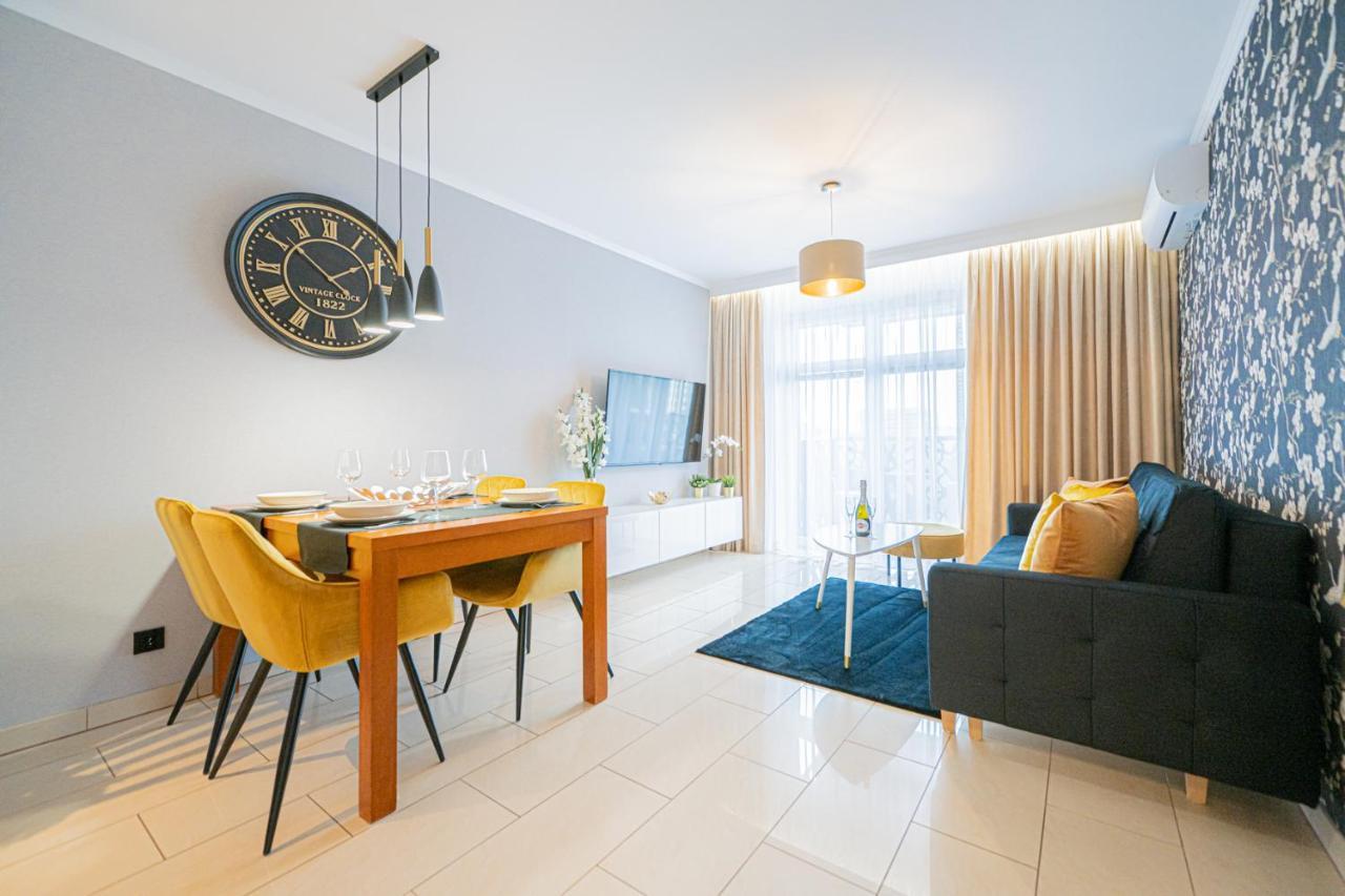 Apartament 55M2 - Darmowy Garaz - Klimatyzacja - Centrum - 24Na7 Breslau Exterior foto